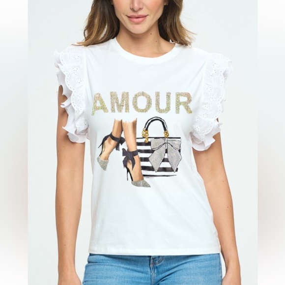 ShopEvelynne Tops - 40 Chic Euro Amour Graphic Tee with Layered Lace Sleeves